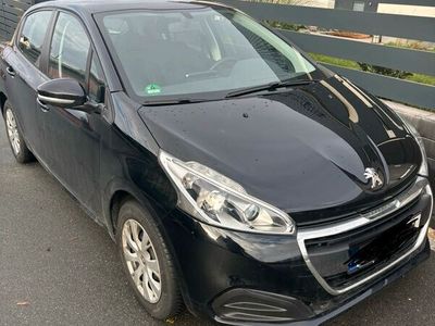 gebraucht Peugeot 208 PureTech 68 Active