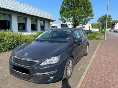 gebraucht Peugeot 308 Active Automatik BlueHDi 120 EAT6 STOP&START