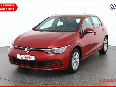 Gebraucht VW Golf VIII Life 110 PS (80 kW) 2021 Rot Limousine