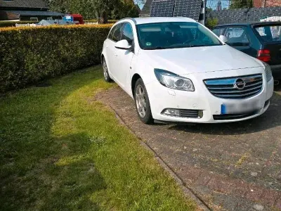 Gebraucht Opel Insignia 131 PS (96 kW) 2009 Weiß Kombi