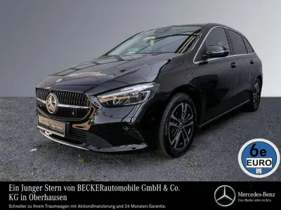 Second-hand Mercedes B200 Progressive 163 CP (119 kW) 2025 Negru Monovolum