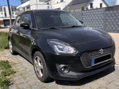 Begagnad Suzuki Swift Comfort+ 111 HK (81 kW) 2018 Svart Halvkombi