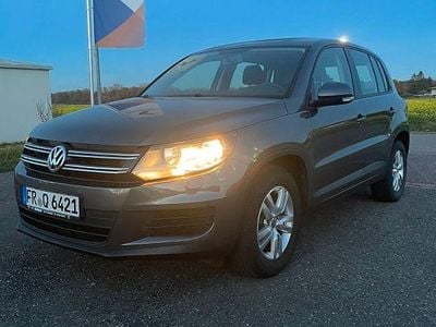 Gebraucht VW Tiguan Exclusive 122 PS (89 kW) 2014 Grau SUV