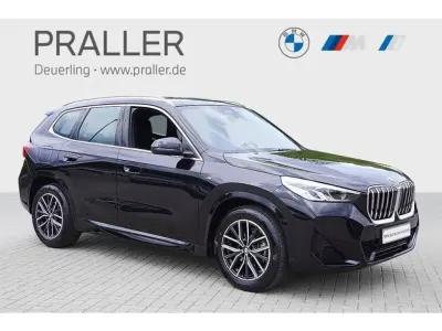 Gebraucht BMW X1 M Sport 136 PS (100 kW) 2023 Saphirschwarz SUV
