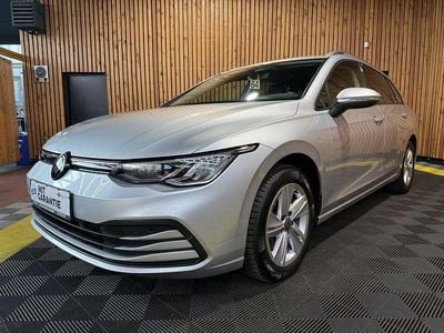 Gebraucht VW Golf VIII Life 150 PS (110 kW) 2024 Silber Kombi