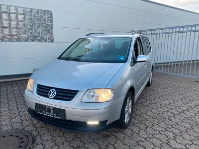 Gebraucht VW Touran 150 PS (110 kW) 2005 Silber Van / Kleinbus