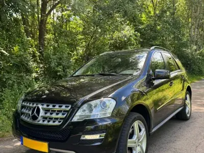 Gebraucht Mercedes ML350 231 PS (169 kW) 2011 Braun SUV