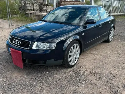 Gebraucht Audi A4 S-Line 170 PS (125 kW) 2003 Blau Limousine