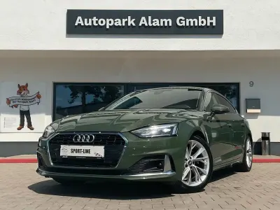 Gebraucht Audi A5 Sportback Ambiente 163 PS (119 kW) 2023 Grün Kleinwagen