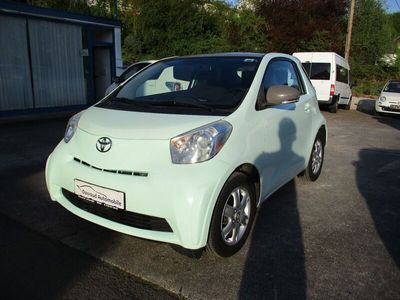Toyota iQ