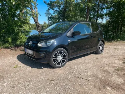 Gebraucht VW up! high up! 75 PS (55 kW) 2012 Schwarz Kleinwagen