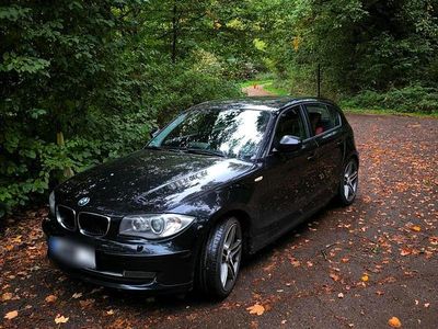 Usata BMW 120 177 CV (130 kW) 2010 Nero Utilitaria