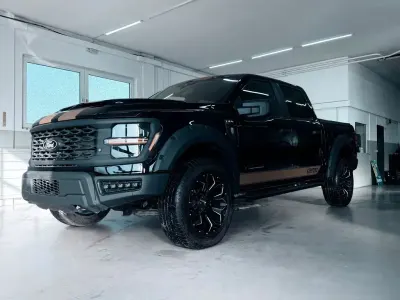 Gebraucht Ford F-150 401 PS (294 kW) 2024 Schwarz Pickup