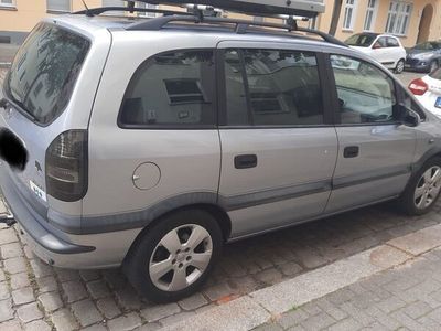 gebraucht Opel Zafira 