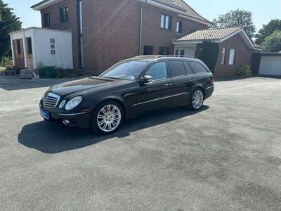 Mercedes E500