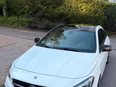 Gebraucht Mercedes CLA220 AMG line 184 PS (135 kW) 2018 Weiß Coupé