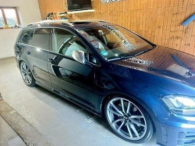 Gebraucht VW Golf VII R 300 PS (220 kW) 2016 Blau Kombi