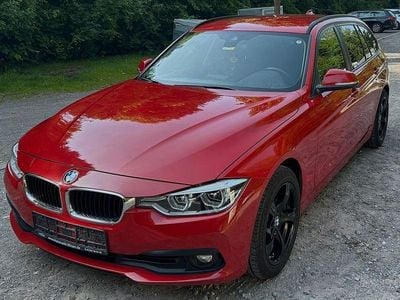 Rot Gebraucht 2017 BMW 320 Luxury Line Kombi | 11.500 € (Fairer Preis)