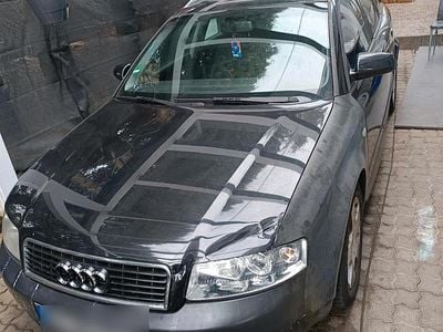 Schwarz Gebraucht 2004 Audi A4 Kombi | 1.350 € (Guter Preis)