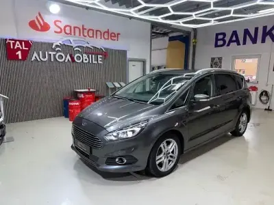 Gebraucht Ford S-MAX Titanium 190 PS (139 kW) 2019 Grau Van / Kleinbus