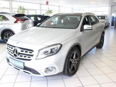 Mercedes GLA220