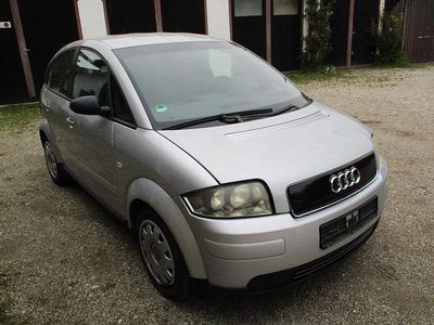 Silbersee/lichtsilber Gebraucht 2002 Audi A2 Kleinwagen | 4.450 € (Etwas zu teuer)