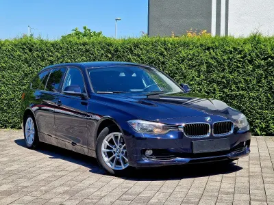 Gebraucht BMW 320 Comfort Edition 184 PS (135 kW) 2012 Blau Kombi