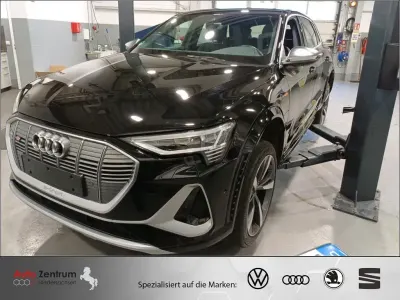 Gebraucht Audi e-tron Design 369 kW (503 PS) 2023 Brilliant black SUV