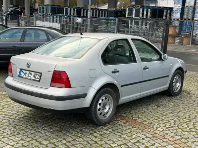 Gebraucht VW Bora 116 PS (85 kW) 2000 Silber Limousine