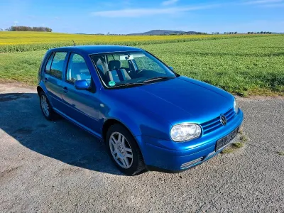Używany VW Golf III 75 KM (55 kW) 1999 Niebieski Sedan/Limuzyna