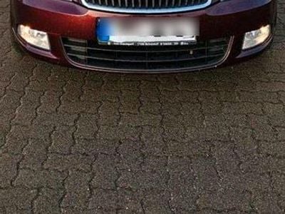 Gebraucht Skoda Octavia Family 102 PS (75 kW) 2011 Rot Kombi