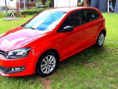 Gebraucht VW Polo Style 90 PS (66 kW) 2012 Rot Kleinwagen