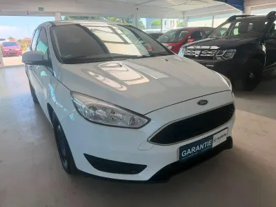 Gebraucht Ford Focus Titanium 101 PS (74 kW) 2018 Weiß Kombi