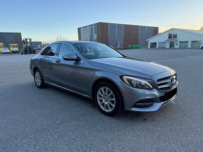Gebraucht Mercedes C180 Avantgarde 156 PS (114 kW) 2015 Grau Limousine