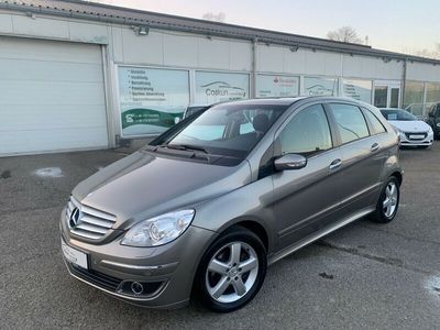 gebraucht Mercedes B200 Aut.*Pano*Klima*Xenon*Leder*SHZ*PDC*AHK*