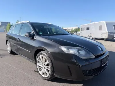 Używany Renault Laguna III GT 178 KM (130 kW) 2008 Czarny Sedan/Limuzyna