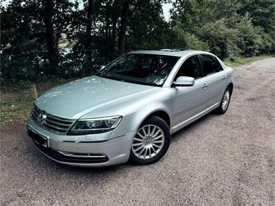 VW Phaeton
