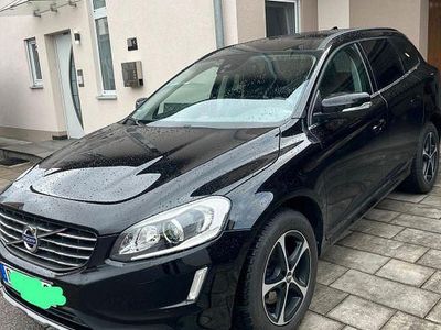 Gebraucht Volvo XC60 190 PS (139 kW) 2015 Schwarz SUV