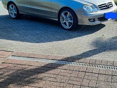 Gebraucht Mercedes CLK280 Avantgarde 231 PS (169 kW) 2009 Gold Cabrio