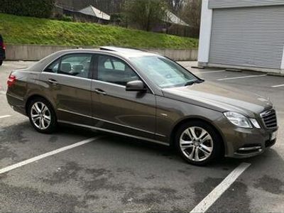 Mercedes E200