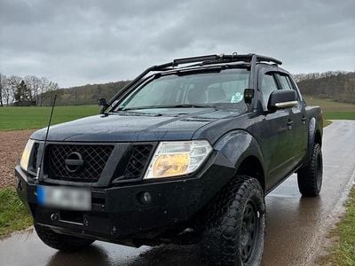 Second-hand Nissan Navara 190 CP (139 kW) 2011 Albastru Pickup