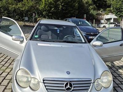 Mercedes C180