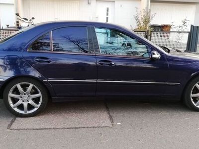 Mercedes C220