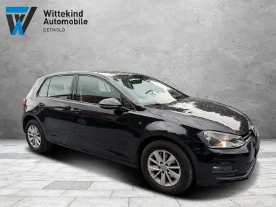 Gebraucht VW Golf VII Trendline 105 PS (77 kW) 2014 Schwarz Limousine