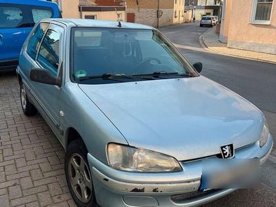 Peugeot 106