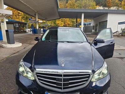 Blau Gebraucht 2016 Mercedes E300 Elegance Limousine | 16.300 € (Teuer)