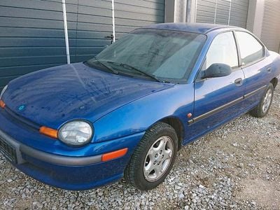 Blau Gebraucht 1995 Chrysler Neon Limousine | 800 €