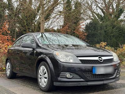Opel Astra GTC