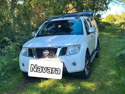 Gebraucht Nissan Navara 190 PS (139 kW) 2010 Weiß Pickup