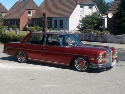Gebraucht Mercedes 300 200 PS (147 kW) 1973 Rot Limousine